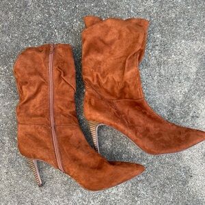 Chic Brown Suede Heeled Boots